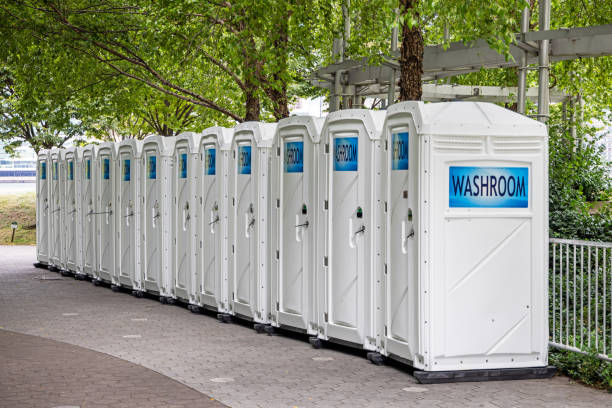 Porta potty rental for festivals in Harristown, IL